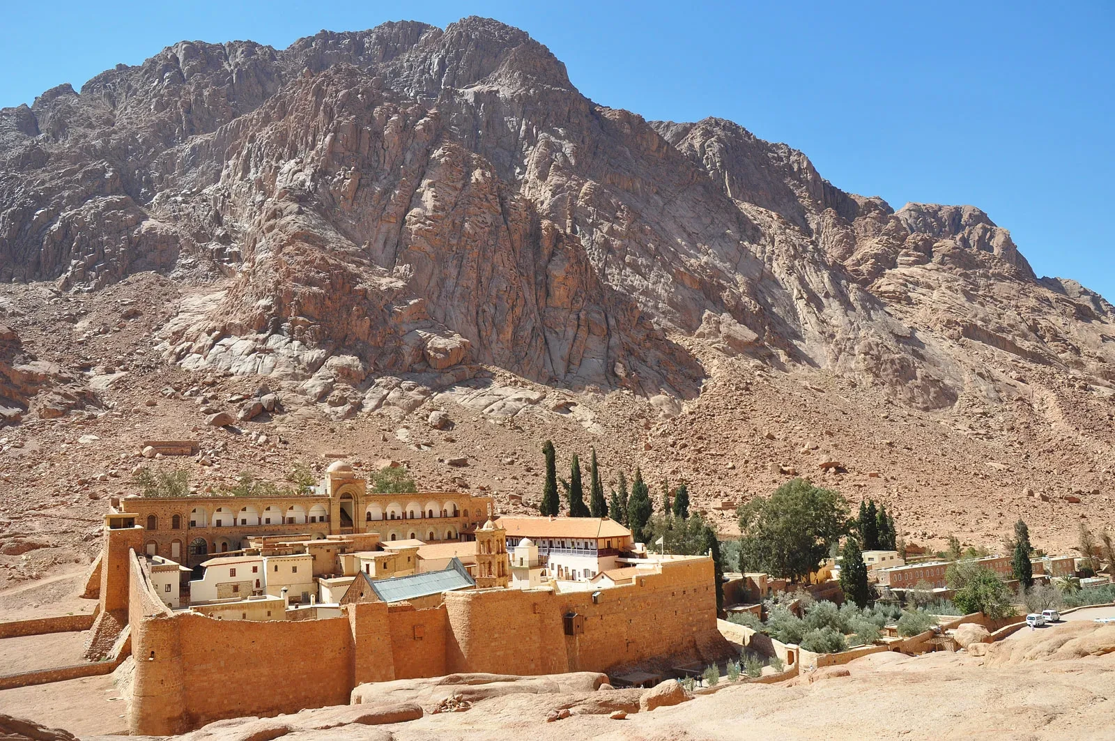 Best Day tour to St.Catherine Monastery