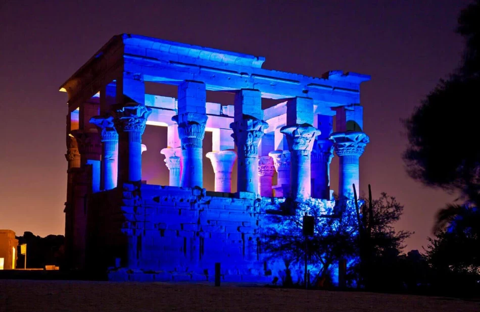 Descubra o Templo de Kom Ombo e a Noite Mágica de Assuão