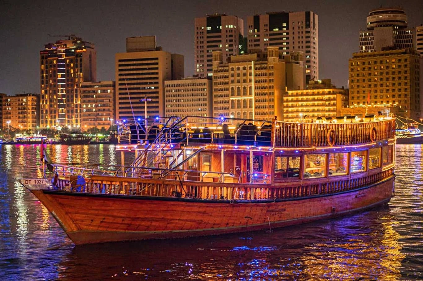 Dhow Cruise Dinner Dubai